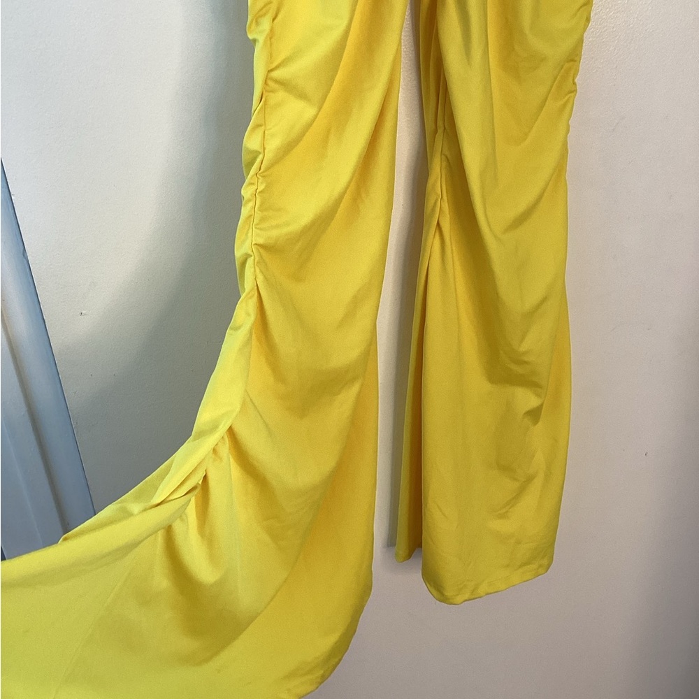 Wide Leg Ruched Yellow Jumpsuit - Picture 10 of 12